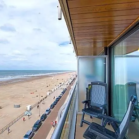Hotel Modern With Sea View And Garage 3*